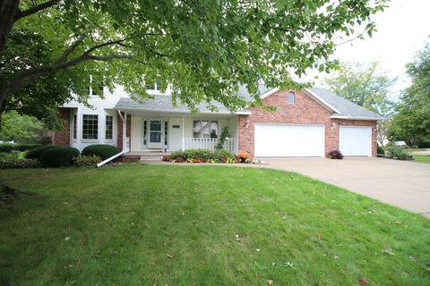 903 Durham Dr, Bloomington, IL 61704 photo 1