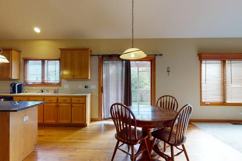 13135 Millbank Dr, Plainfield, IL 60585 photo 8