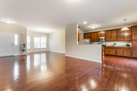 503 E Becker Pl, Sycamore, IL 60178 photo 8