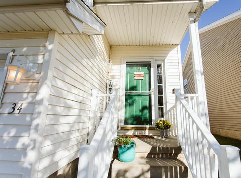 34 Andy Ct, Bloomington, IL 61704 photo 2