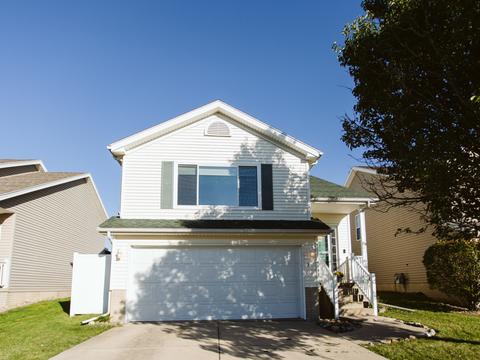 34 Andy Ct, Bloomington, IL 61704 photo 1