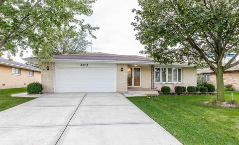 3205 Plum Grove Dr, Rolling Meadows, IL 60008 photo 1