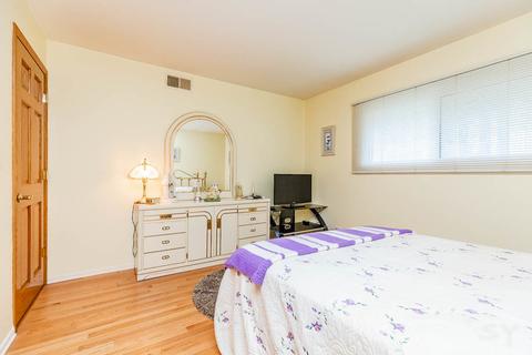 3205 Plum Grove Dr, Rolling Meadows, IL 60008 photo 9