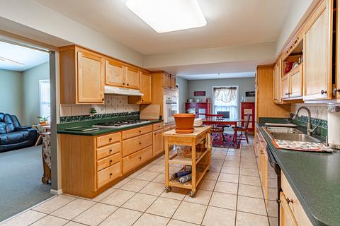 1060 Adobe Dr, Aurora, IL 60506 photo 5
