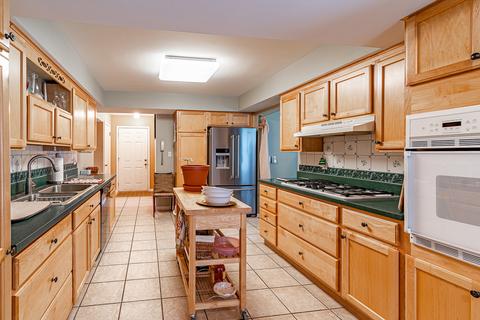 1060 Adobe Dr, Aurora, IL 60506 photo 6