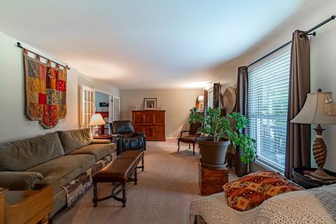 1060 Adobe Dr, Aurora, IL 60506 photo 3