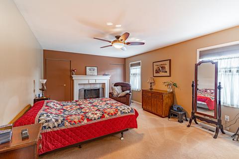 1060 Adobe Dr, Aurora, IL 60506 photo 8