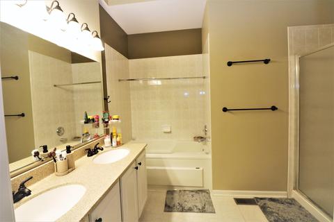 2457 Stonegate Rd, Algonquin, IL 60102 photo 11