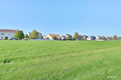 649 Chestnut Ridge Dr, Minooka, IL 60447 photo 20