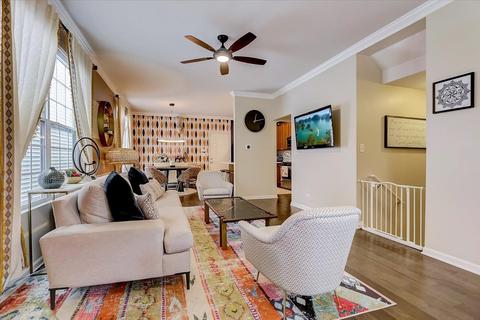 3635 Hyde Park Ct, Elgin, IL 60124 photo 5