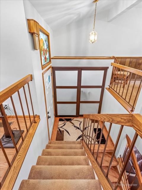 111 Lilac Ct, Rolling Meadows, IL 60008 photo 5