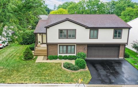 111 Lilac Ct, Rolling Meadows, IL 60008 photo 3