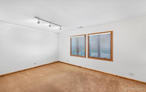 111 Lilac Ct, Rolling Meadows, IL 60008 photo 25
