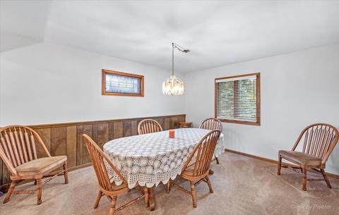 111 Lilac Ct, Rolling Meadows, IL 60008 photo 8