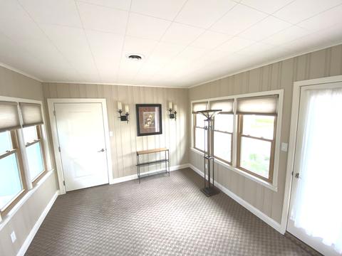 327 E Union St, Seneca, IL 61360 photo 19