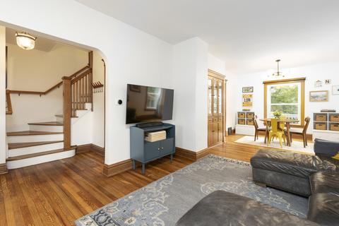 822 Mapleton Ave, Oak Park, IL 60302 photo 7
