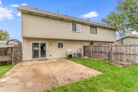 1020 Pheasant Run Ln, Aurora, IL 60504 photo 15