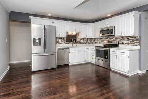 3301 Plum Grove Dr, Rolling Meadows, IL 60008 photo 5