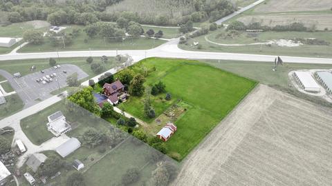 7695 Ashley Rd, Morris, IL 60450 photo 2