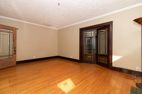907 N Evans St, Bloomington, IL 61701 photo 9
