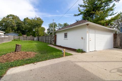 907 N Evans St, Bloomington, IL 61701 photo 43