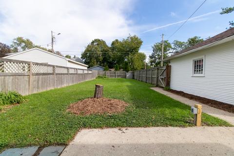 907 N Evans St, Bloomington, IL 61701 photo 42