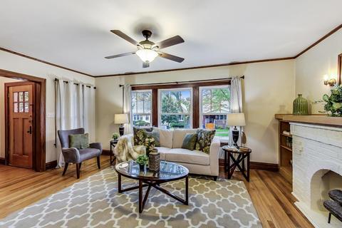 1027 Mapleton Ave, Oak Park, IL 60302 photo 4