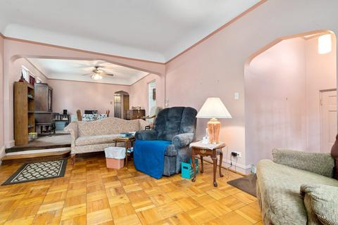 11235 S Artesian Ave, Chicago, IL 60655 photo 8