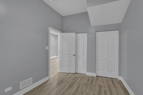 64 E 68th St, Chicago, IL 60637 photo 15