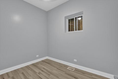 64 E 68th St, Chicago, IL 60637 photo 18