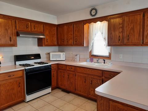 8556 S 78th Ave, Bridgeview, IL 60455 photo 13