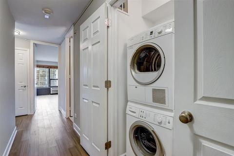 30 E Huron St #2404, Chicago, IL 60611 photo 17