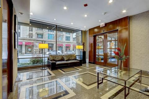 30 E Huron St #2404, Chicago, IL 60611 photo 31