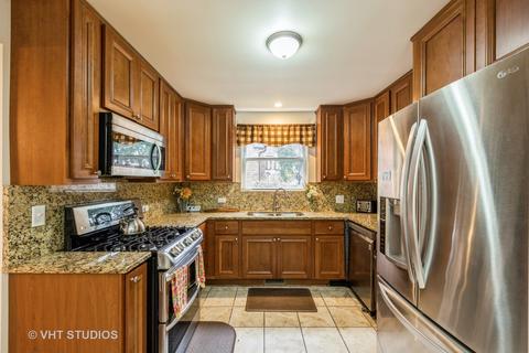 7606 S Artesian Ave, Chicago, IL 60652 photo 4