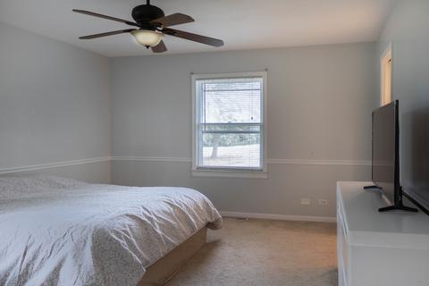 1128 Forest Dr, Elgin, IL 60123 photo 10