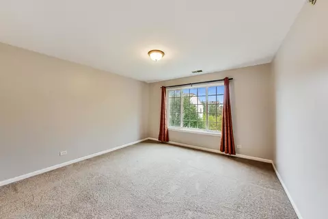 85 Cantal Ct, Wheeling, IL 60090 photo 28