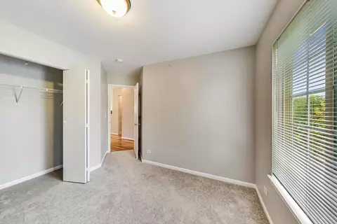 85 Cantal Ct, Wheeling, IL 60090 photo 36