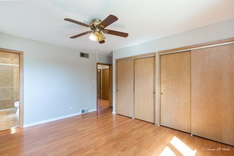 598 King Ln, Des Plaines, IL 60016 photo 8