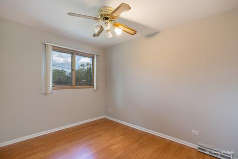 598 King Ln, Des Plaines, IL 60016 photo 10