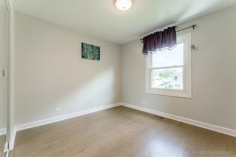 1115 Washington St, Bartlett, IL 60103 photo 14