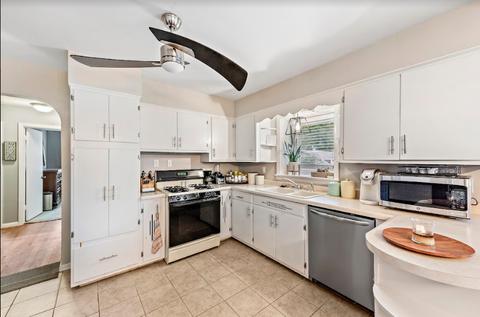 1015 W Vanmeter St, Kankakee, IL 60901 photo 9