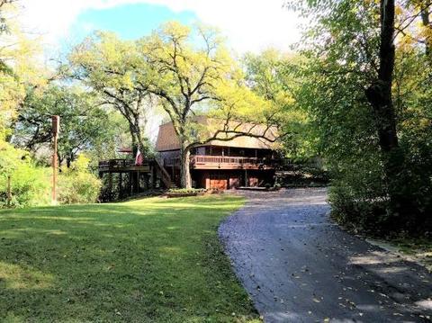 100 E Surrey Ln, Barrington, IL 60010 photo 7