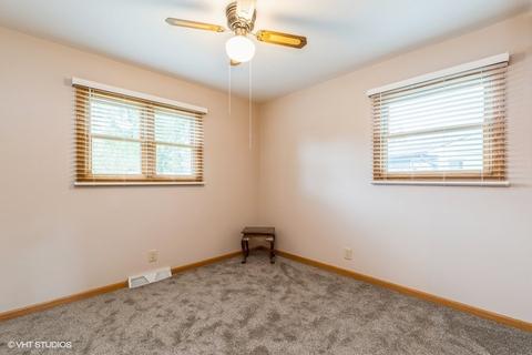 723 Cooper Ct, Genoa, IL 60135 photo 8