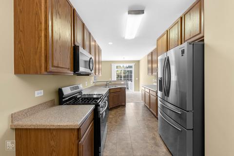 2947 Talaga Dr, Algonquin, IL 60102 photo 5