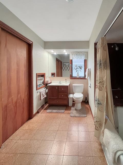 1008 La Cresta Dr, Freeport, IL 61032 photo 19