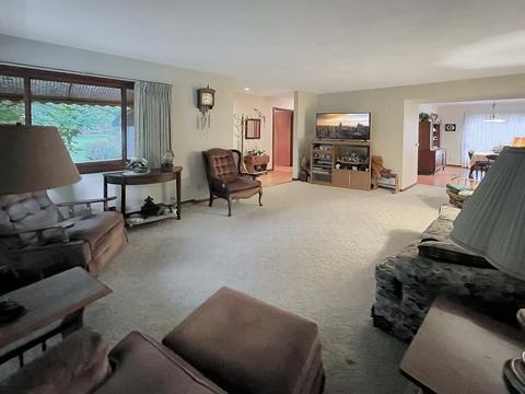 1008 La Cresta Dr, Freeport, IL 61032 photo 13