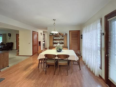 1008 La Cresta Dr, Freeport, IL 61032 photo 6