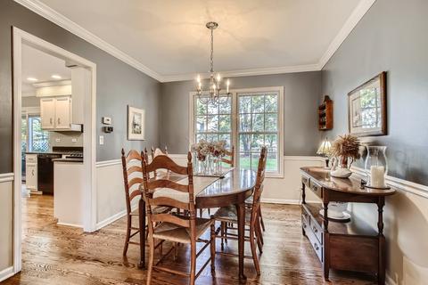 2061 Childs Ct, Wheaton, IL 60187 photo 7