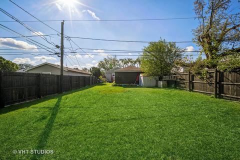 2088 Sherwin Ave, Des Plaines, IL 60018 photo 2