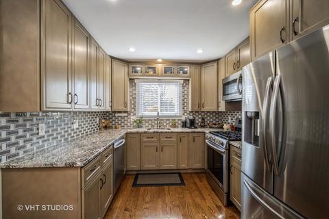 2088 Sherwin Ave, Des Plaines, IL 60018 photo 7